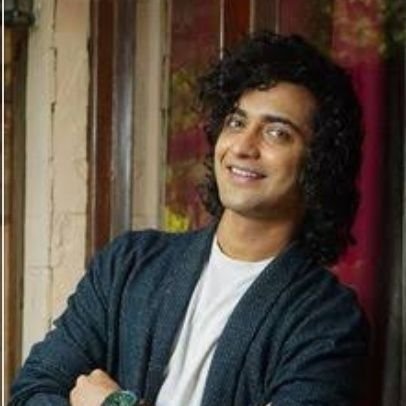I am a simple girl but I am a great fan of Sumedh Mudgalker.❤🌸🍀