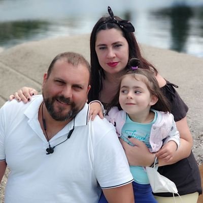 Arquitecto Frontend y amante de la familia y el recogimiento