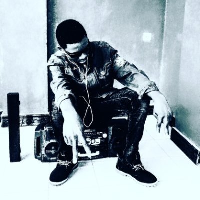 TchanguvuJ's profile picture. Jeiby