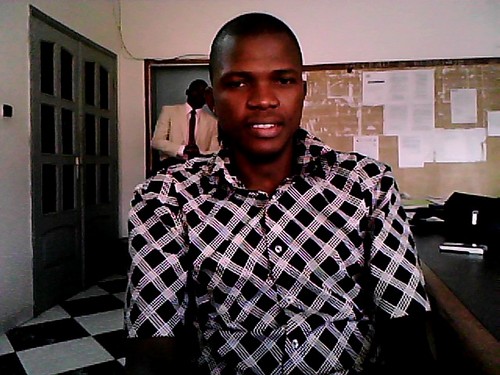 Slt je suis Christian du Bénin. J'ai fait ma formation en journalisme. Vous et moi sommes ensemble alors à vos clavier pour une amitié forte et durable.