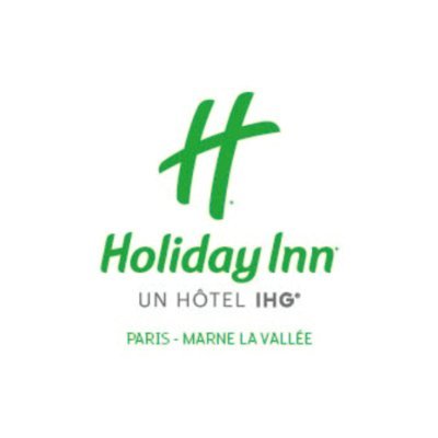 Relaxing hotel ideally located between @disneylandparis and the city of Paris, making for the perfect double-destination trip! ✨ 💚