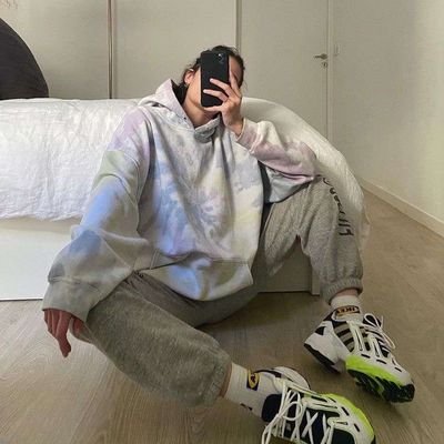 I follow back and I'm so sad 🥺