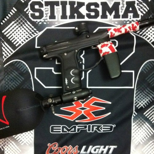 Alexstiks's profile picture. 