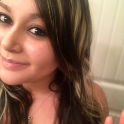 Born/raised in TX. Amateur gamer, trying to get better 😁. Dog lover. Single Mom. Work a ton, YET do find time to hangout with friends. #AlphaFemale #LoneWolf