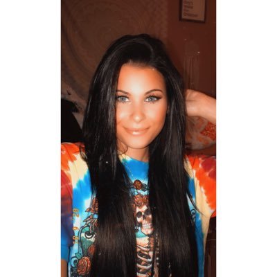 brandicolllins's profile picture. b⚖️nced