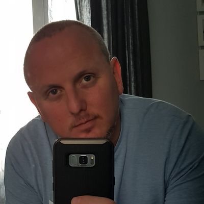 picslgaming's profile picture. 