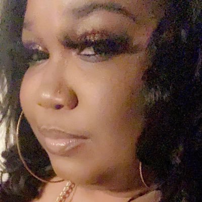 32 INDEPENDENT mom of 3 ❤️😍😘Facebook:Cierra Elow Instagram:beautycierra88 Snapchat:beauty_cierra26💄