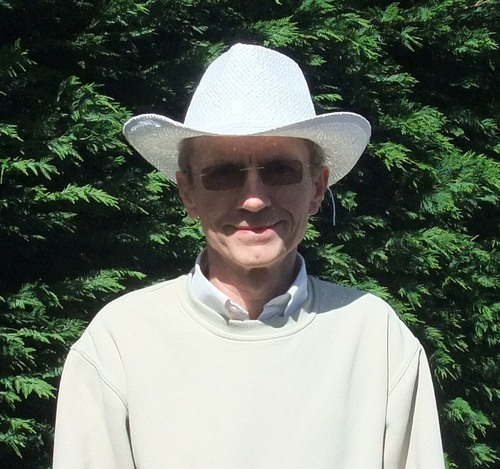 FrankPointfr's profile picture. #Bienveillance | Scandinave | Les vases communicants pour comprendre l’économie.  En Marche #Progrès #Bienveillance et #Proportions