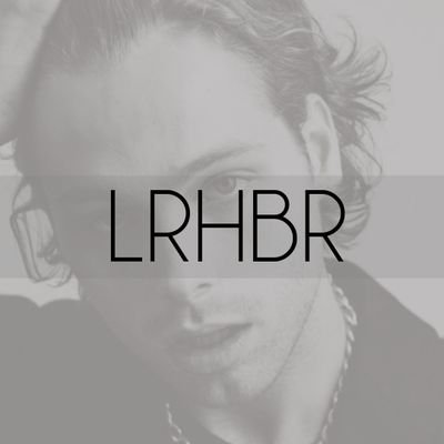 Bem-vindo ao LRH Brazil! Seu portal de informações diárias sobre o cantor, compositor e modelo Luke Robert Hemmings (@Luke5SOS). fan account.