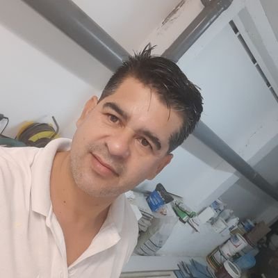 - gracias padre Dios por la vida 🙏🙏🙏
- sangre Azulgrana 💙❤💙❤💙💗
- padre de tres hijos maravillosos, Alex, Gisselle y Arturo