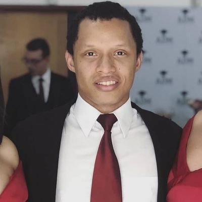 SantosrafaelR's profile picture. Advogado e mestrando em Ciência Política (@ufg_oficial). Interessado em juventude e participação política.