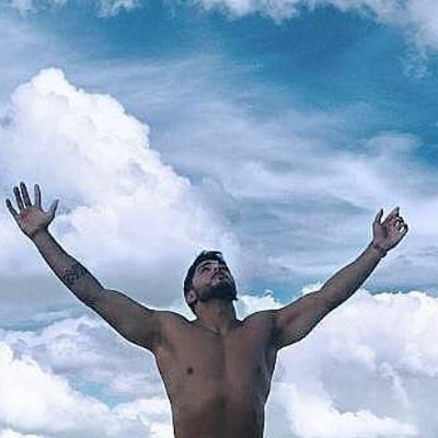 fefegece's profile picture. golden boy