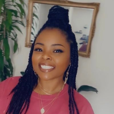 denawadeniece's profile picture. 