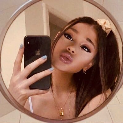 Arianators🌸💓 / 20/01/2019❤️✨💍