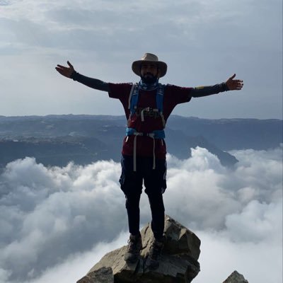 I love travel and meet new people to hang out with. Im up for anything fun Looking for team travel with