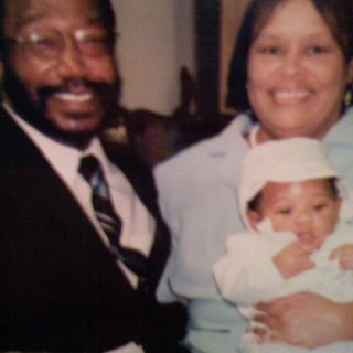 Jgoldsm's profile picture. family❤️
church