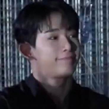 monmontiny's profile picture. Làtom