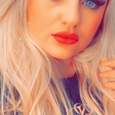 goddessrubyR95's profile picture. 🔞🔞! MISTRESS RUBY-ROSE 25 Essex online-cashmeets-real-time sessions 🏧🎦🙅‍♀️ #findom  no pay-no play 😝