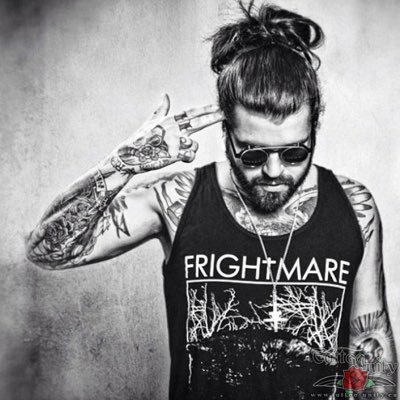 CdDinzel's profile picture. 36 years old. Just tryina live. SQUIRREL ((schizo, multiple personality, addict, fun times from CD SL))