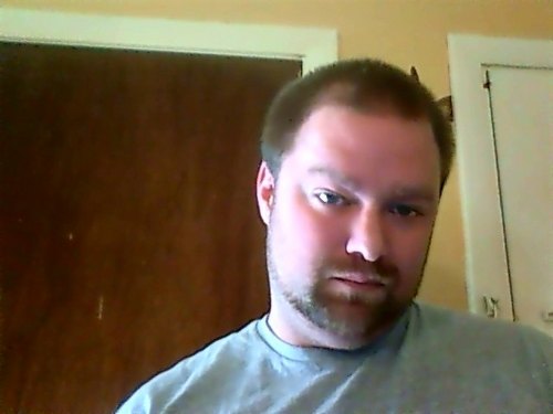 i am a green living fan dedicated to going off the grid  i like diy projects and accomplishing my goals