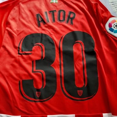 AitorPecina's profile picture. Ez gaitu inork geldituko