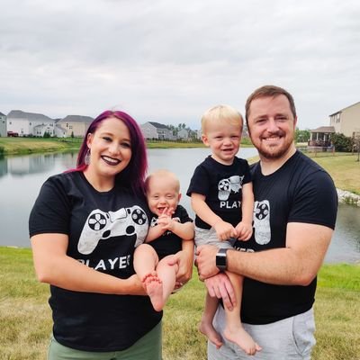 CallMeCaity91's profile picture. California girl, Indiana life.  
Lupus & fibromyalgia, mom, & dog mom.
Overly proud of being a Hufflepuff.