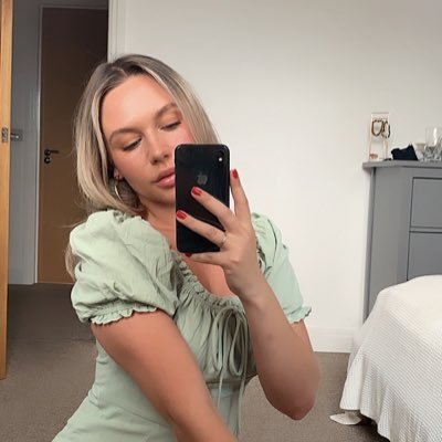 Good vibes ⦠freelance lifestyle ⦠business ⦠self-care Founder & Consultant at Skai Social. Social media management, Influencer marketing London ~ UK