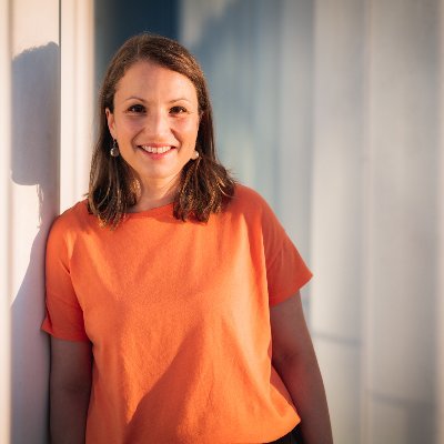 Doctoral Researcher in Data Visualization💡| Director Community Engament at #VizForSocialGood | #MyMomIsADataAnalyst 👩👧| All opinions are my own