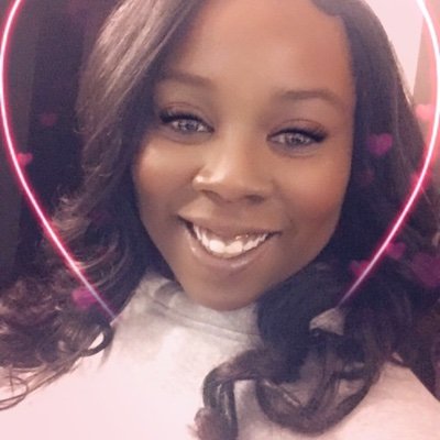 HoweDesiree's profile picture. 