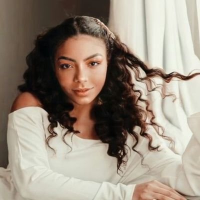 glowaxj's profile picture. ᴀɴɢᴇʟs ᴀɴᴅ ᴅᴇᴍᴏɴs • ғᴀɴ ᴀᴄᴄᴏᴜɴᴛ