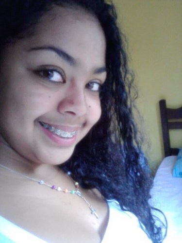 Amar não é só olhar nos olhos e dizer 'Eu Te Amo', e sim fixar os olhares em uma mesma direção em busca de um novo horizonte.