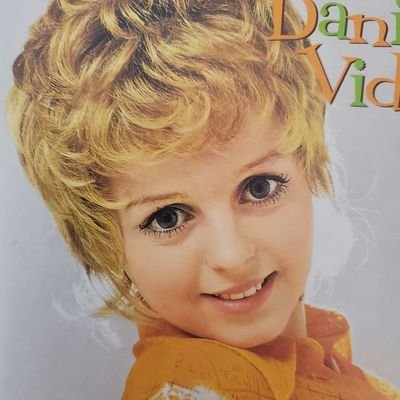 パリのお嬢 福助さんのお父さん執筆 最近読んだ本 福家族 中村芝翫 中村福助 中村橋之助 歌舞伎 パリのお嬢 福助さんのお父さん執筆 最近読んだ本 福家族 中村芝翫 中村福助 中村橋之助 歌舞伎