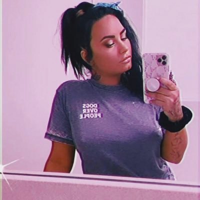Demi Lovato, Justin and Ariana - fan account