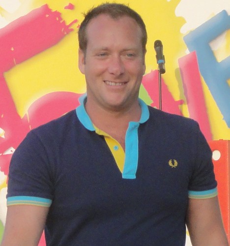 I'm David Stirzaker, I provide a service building Twitter profiles and FaceBook pages for all types of businesses, myself and my team also manage them for you!