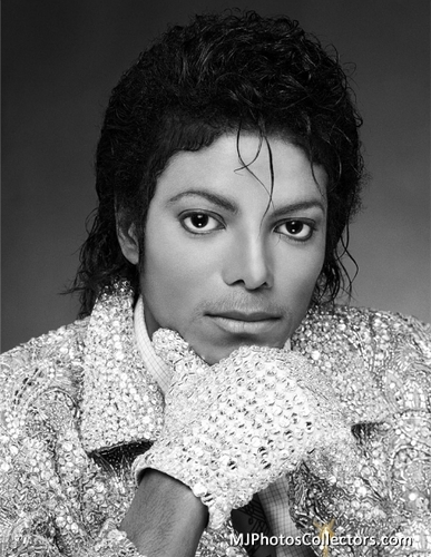 R.I.P June 25th 2009 MJ fans dont do #musicmonday we do #michaelmonday