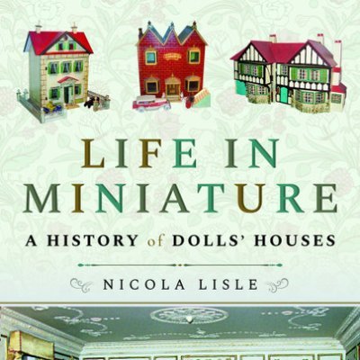 Freelance journalist and author. Columnist for @towpathtalk & @ValeLifeMag. Art lover. Bookworm. G&S fan. Also tweeting at @miniaturesbook