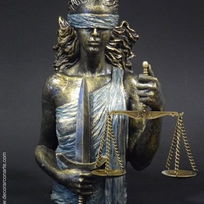 PondererReal's profile picture. Was ist schon gerecht?