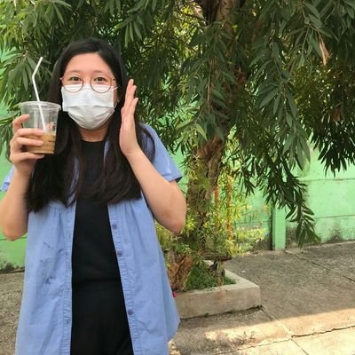 FTb UAJ '16
•
IG : @graceef_
•
Snapchat : @graceflo_20