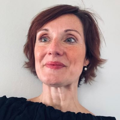 Learning Facilitator, Mental Health First Aid and SuicideFirst Aid Instructor. Views my own. Likes reading and kindness. She/Her