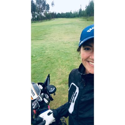 Vernepleier, samboer, mamma til to! Bruker (ifølge mannen) altfor mye tid på sport. 💕@THFC. 👨👩👧👦❤️⚽️🏌️♀️🍺🥳