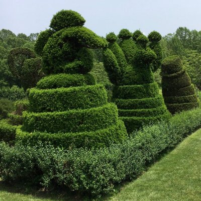 One of North America's Top 5 Gardens located in Monkton, Maryland.  Known for our outstanding topiary, butterfly house, nature walk and acres of gardens.