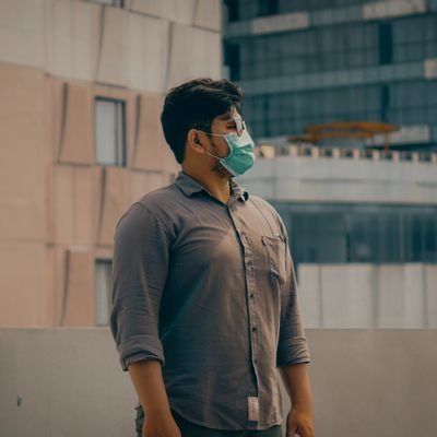 yogitinnando's profile picture. 