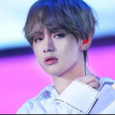 IkramV5's profile picture. 