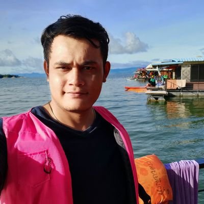 KJa40RiXA7hQ1aR's profile picture. เตะบอล