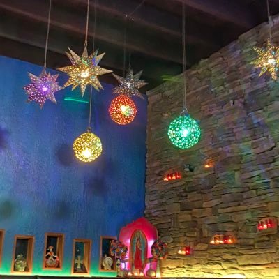 100persantdown's profile picture. 