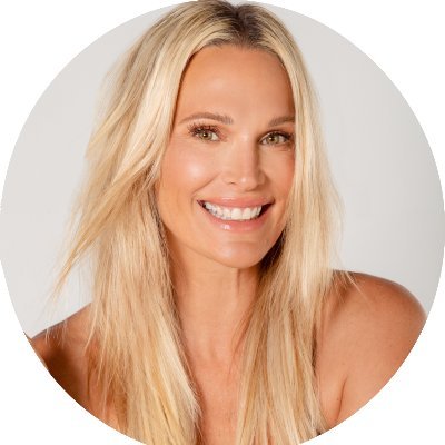 MollyBSims Profile Picture