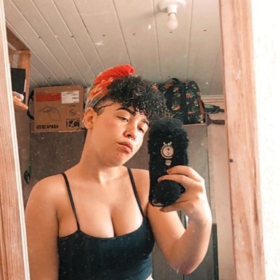 IasminDimas's profile picture. ❤
📷
👩‍❤️‍💋‍👨
🐱
🍀
🌅
🥀
❤️