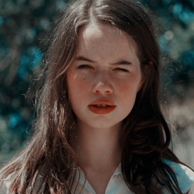 pevensiepjo's profile picture. bookstan || ➾ the chronicles of narnia 🦁❤️ {ela/dela}