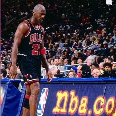 KevHoopz's profile picture. No live ball turnovers