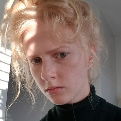 myhoneyrose_'s profile picture. Introvert doing extrovert things... (⊃｡•́‿•̀｡)⊃ 𝙨𝙩𝙧𝙚𝙖𝙢𝙚𝙧, 𝙘𝙤𝙣𝙩𝙚𝙣𝙩 𝙘𝙧𝙚𝙖𝙩𝙤𝙧 𝙖𝙣𝙙 𝙖𝙧𝙩𝙞𝙨𝙩 ♡︎